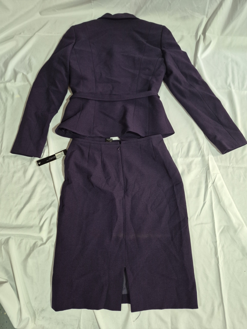 Tahari Arthur S. Levine Purple Women's Blazer and Bottom - Picture 4 of 4